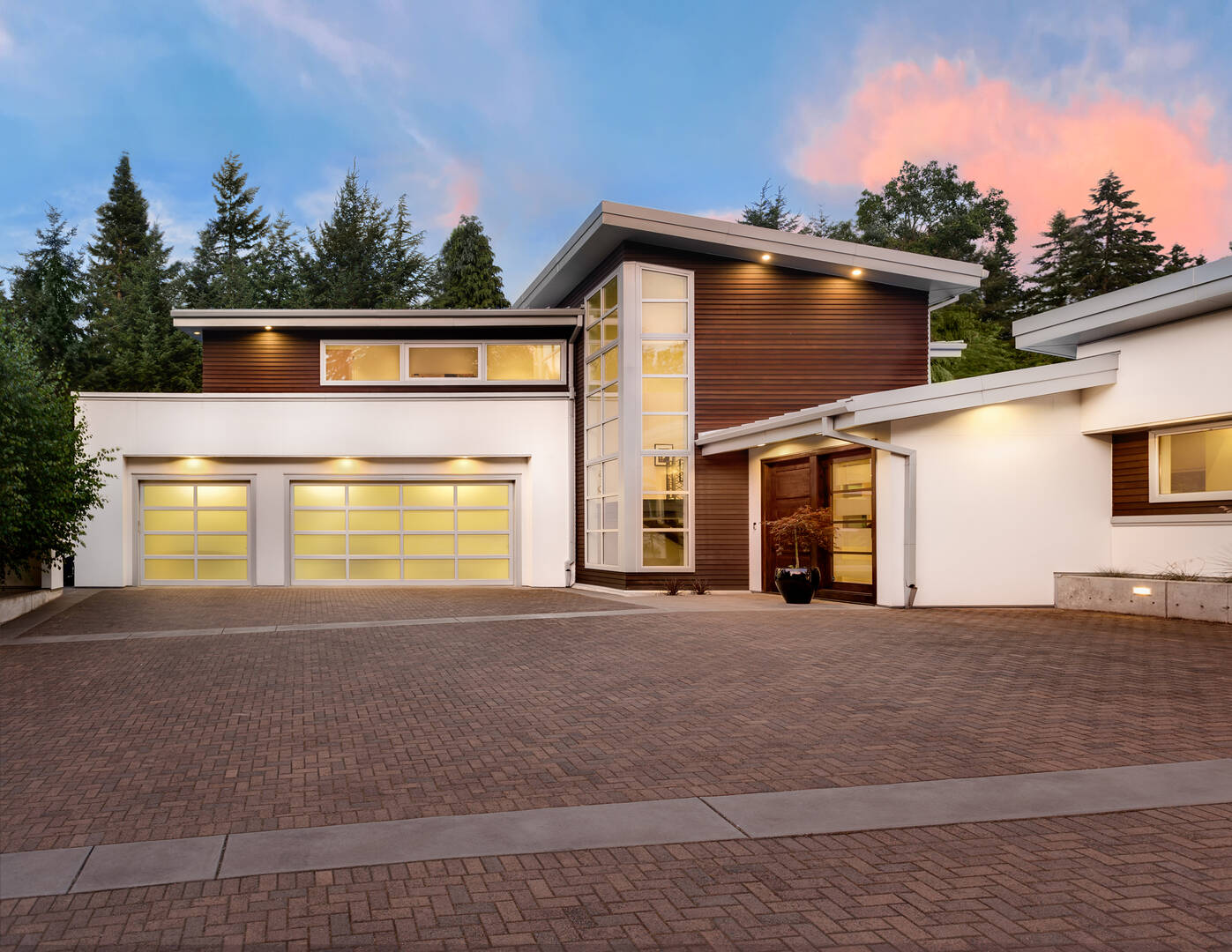 Premier Escrow LLC