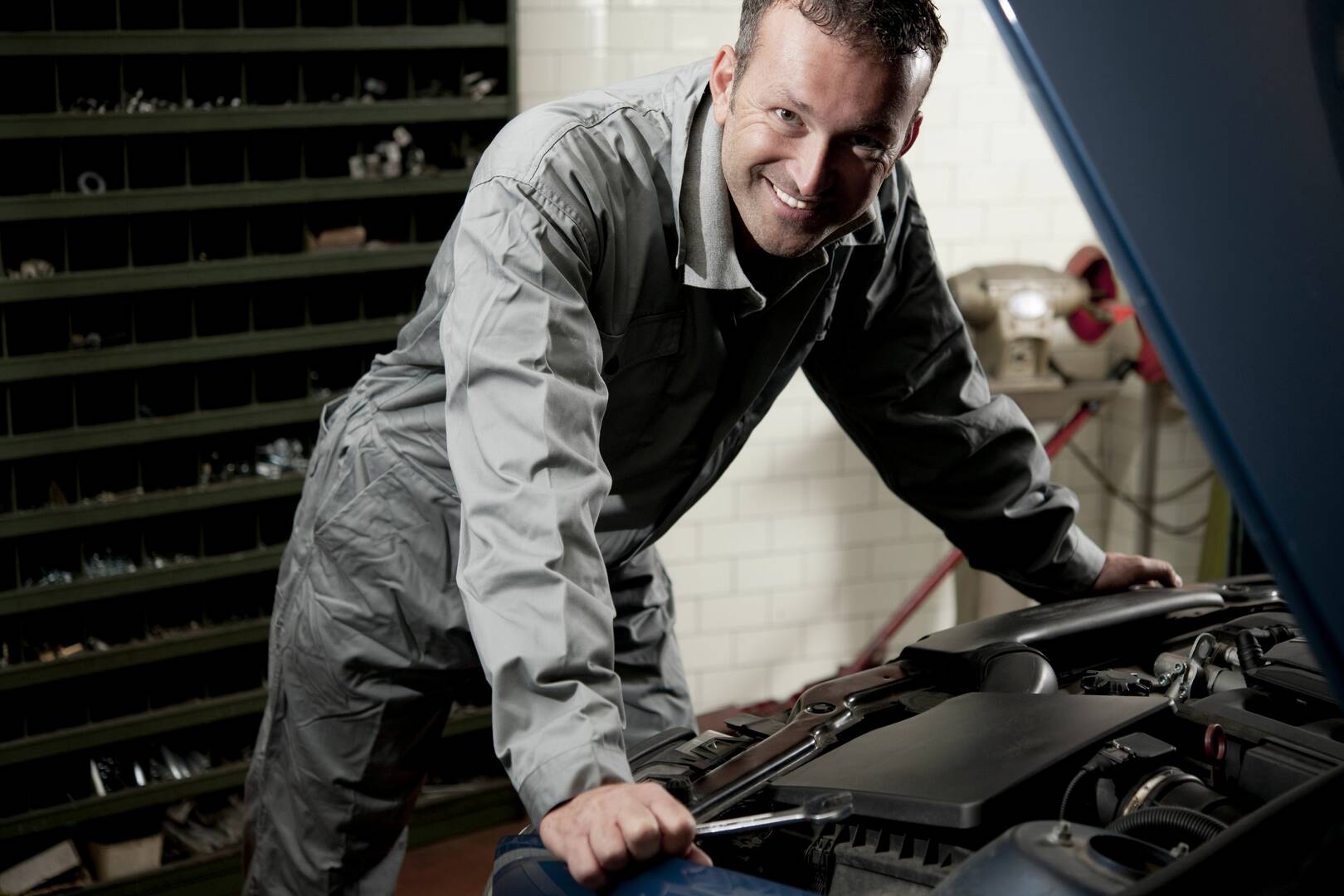 M & R Automobile Repair & Service