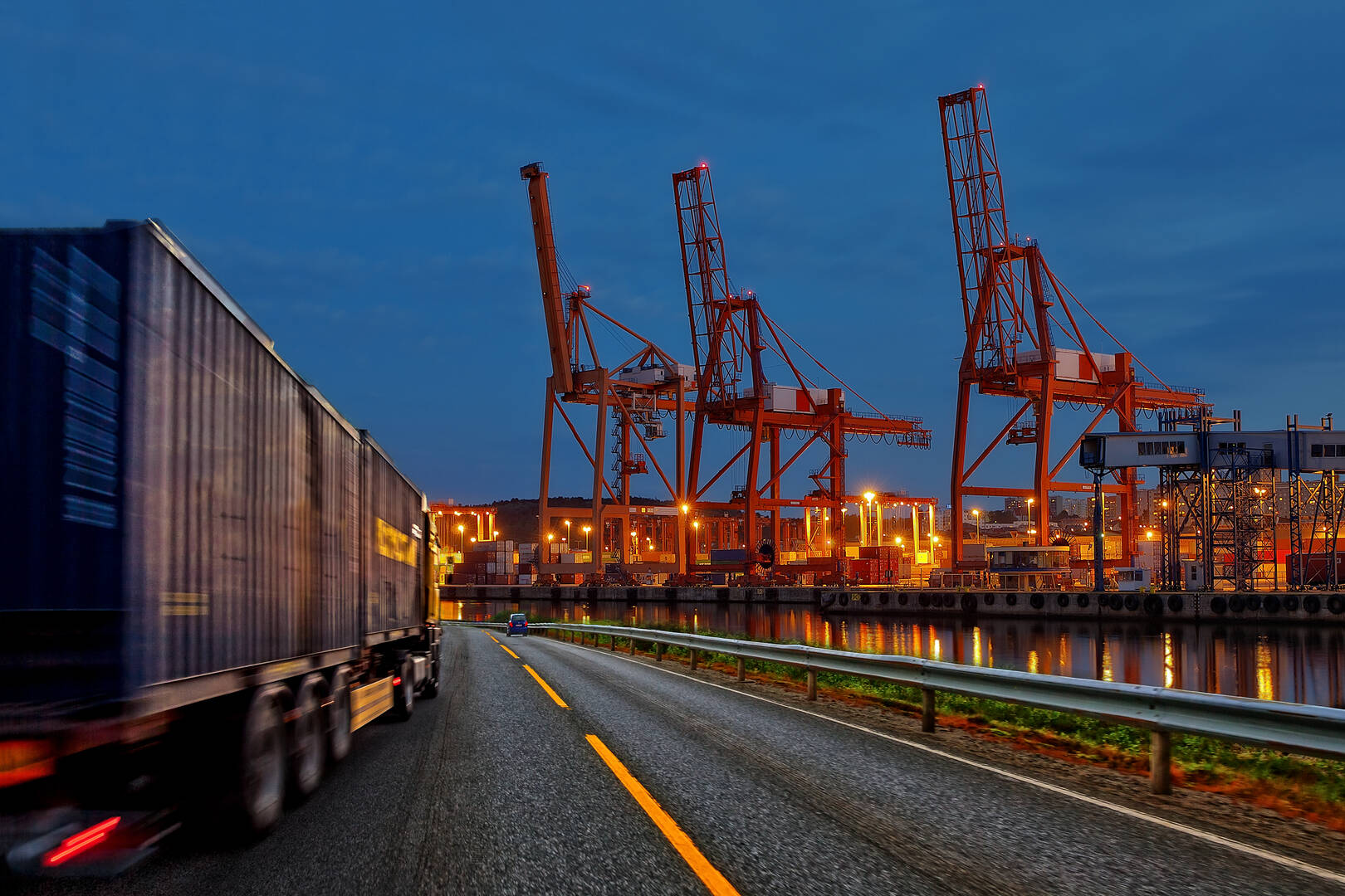 Commercial Furniture Transport 