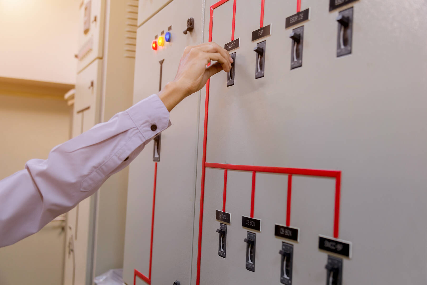 Modern Electrical and Generator Innovations LLC